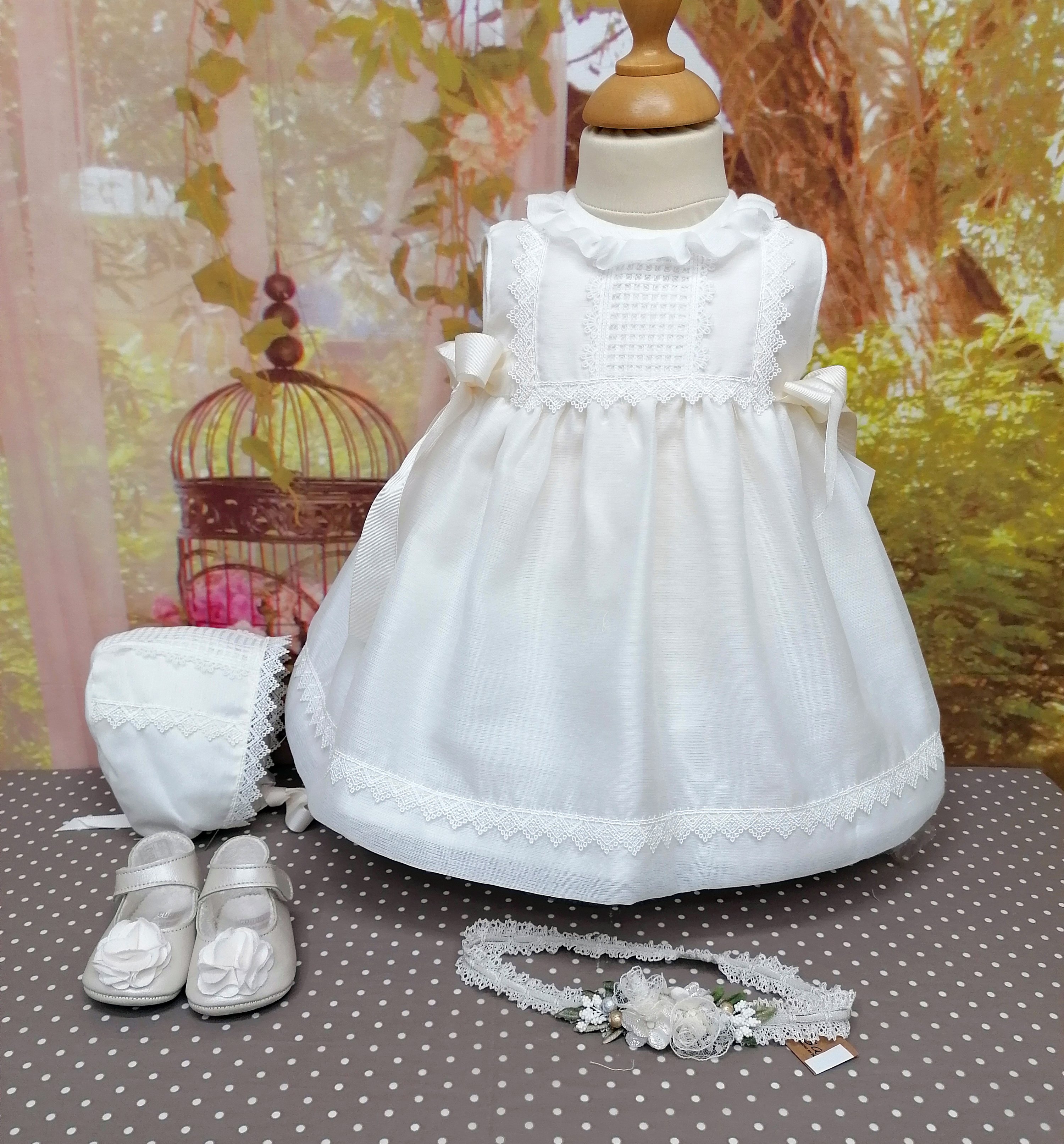 melocotón Incontable Timor Oriental Vestido BAUTIZO muselina marfil con capota - Arca Boutique Infantil-Juvenil