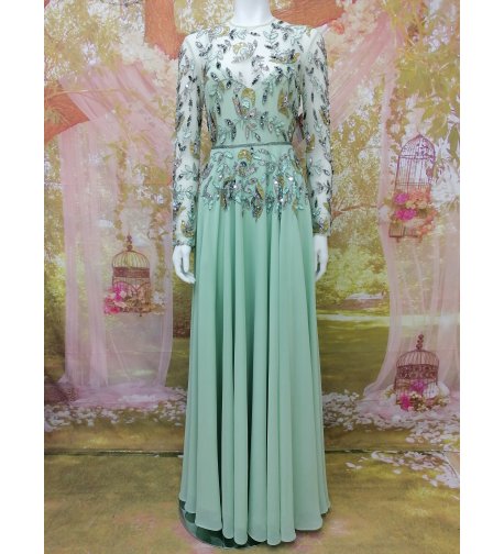 Vestido EXCLUSIVO bordado a mano pedrería verde