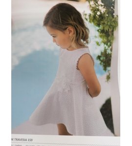 Vestido evasé blanco bordado hilo