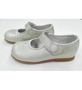 Zapato charol plata