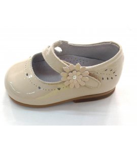 Zapato piel charol beige