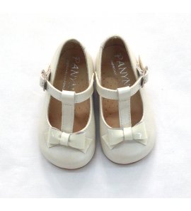 Zapato charol blanco